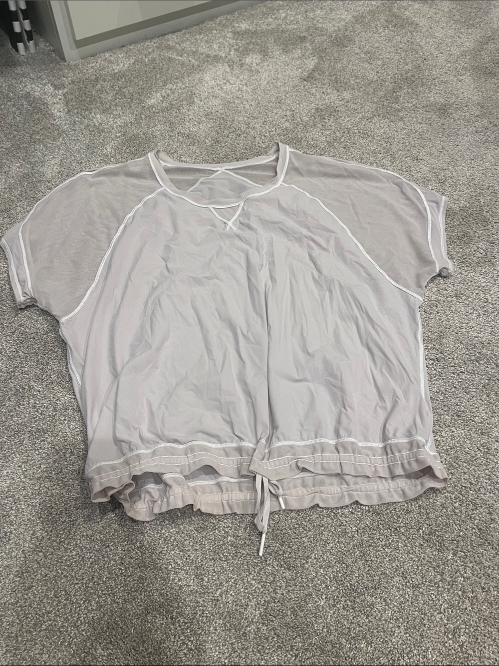 lululemon athletica Light Gray Short Sleeve Drawstring Hem Top